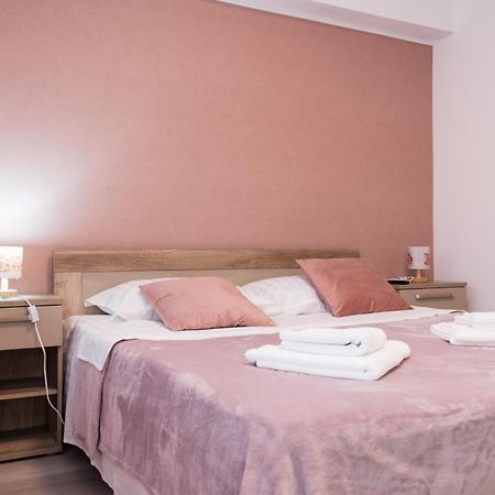 Konstanzer Stefan Cel Mare 15 Apartment Iasi Exterior photo